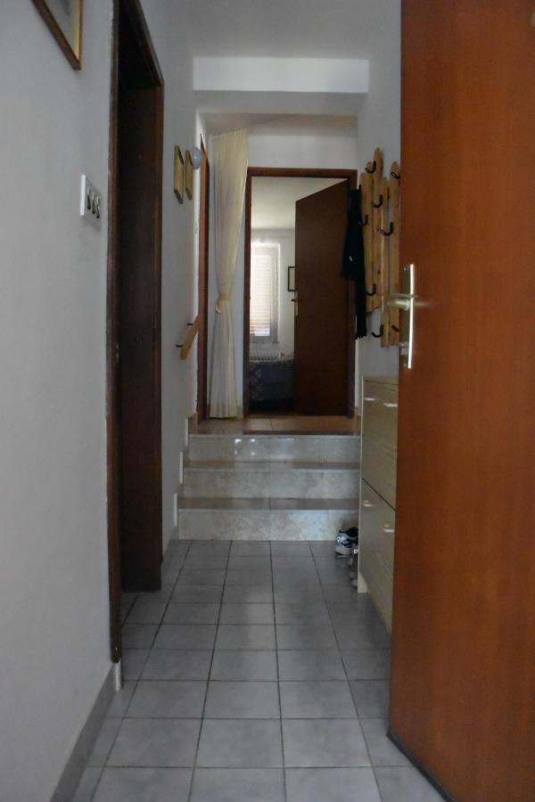 70 Sq M Apartment At Saint Martin'S Harbour Mali Lošinj Habitación foto